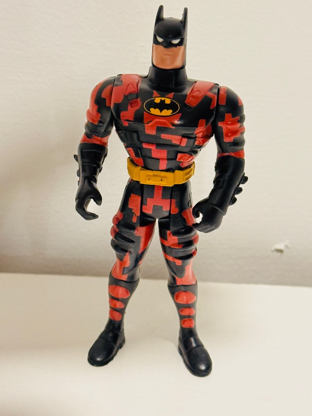 Vintage 1993 Kenner Batman Action Figures Lot - Infrared & Urban Camo Variants - Picture 3 of 7